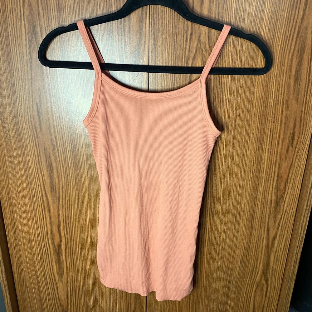 No Boundaries Camisole Women XS Pink Ribbed Knit Spaghetti Strap Scoop Neck Top